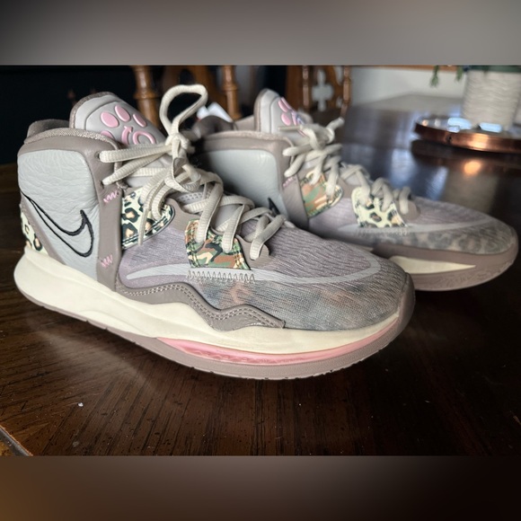 Nike Kyrie Infinity Leopard Camo - Picture 3 of 8